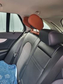 Sprzedam zagłówek do samochodu