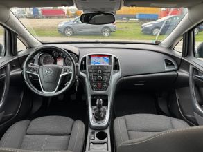 Opel Astra 1.4 BENZYNA Klimatronik Nawigacja Tempomat Ledy