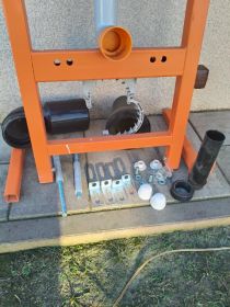 Stelaż podtynkowy do WC