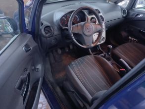 Opel Corsa 1,0 benzyna 2009 rok