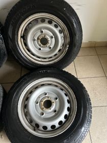 Koła felgi Ford transit z oponami zimowymi 215/65/16c