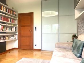 dom na osiedlu w Turku na sprzedaż