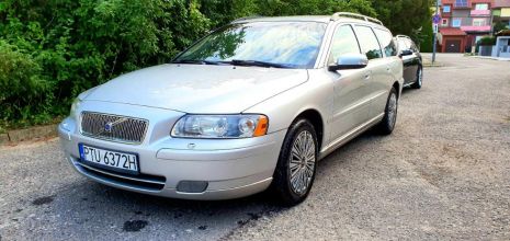 Volvo V70 2.4 diesel 163km Automat Klima Grzane Fotele...