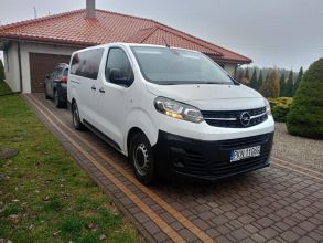 Opel vivaro 9 osób