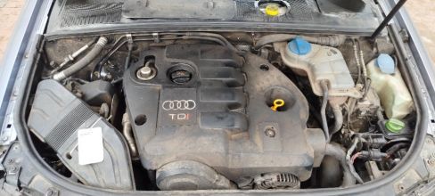 Audi A4 B6 1,9 TDI 130KM AUTOMAT 2003 rok