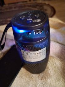 Głośniki bluetooth 5W z podświetleniem RGB