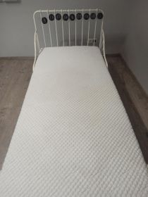 Łóżko dla dziewczynki