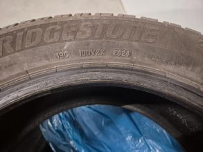 Sprzedam komplet opon zimowych Bridgestone 17 cali