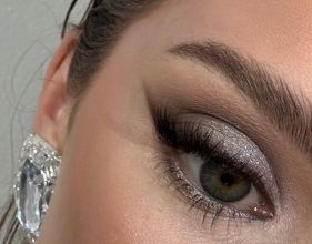 Makijaż/ Stylizacja paznokci