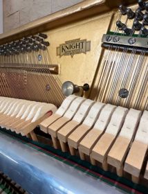 Pianino akustyczne Knight London