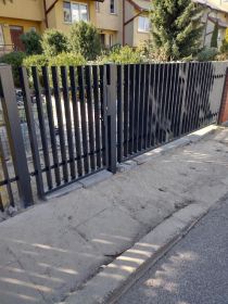 Bramy,ogrodzenia,balustrady,poręcze,drzwi garażowe