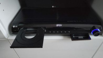 Sprzedam kino domowe LG