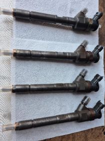 Sprzedam wtryski cena 450 zł