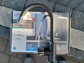 Bateria kuchenna, umywalkowa LED, 360° obrotowa. Kolor...