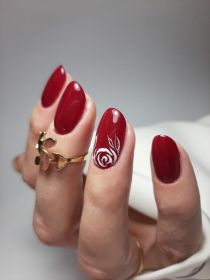 Mobilna stylistka paznokci