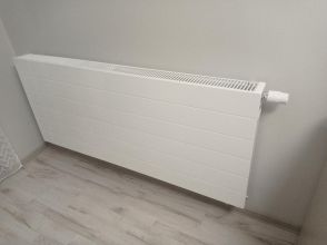 Grzejnik praktycznie nowy