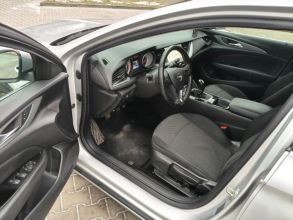 Opel insignia nowy model 1.6 cdti 110 km zadbana ostrów...