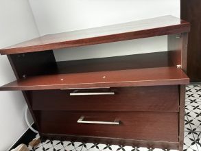 Sprzedam dwie szafki na buty