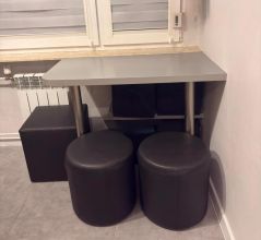 Meble kuchenne narożne + AGD + stolik – komplet