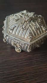 Szkatułka posrebrzana