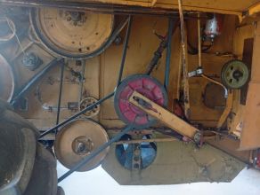 Sprzedam kombajn Bizon super z056