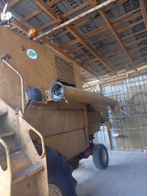 Sprzedam kombajn Bizon super z056