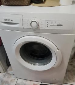 Sprzedam pralkę i szafkę do zabudowy