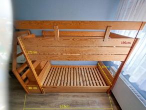 Łóżko piętrowe drewniane ze schodami + materace +...