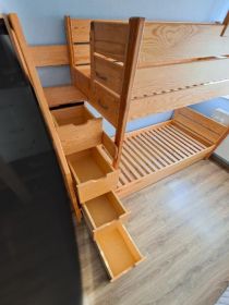 Łóżko piętrowe drewniane ze schodami + materace +...