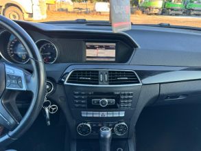 Mercedes C 2.2 DIESEL Salon Polska Automat Nawigacja Ledy