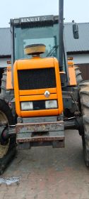 Ciągnik renault