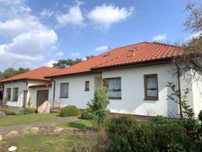 na sprzedaż dom i lokal na prowadzenie działalności -...