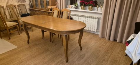 Sprzedam stół+8 krzeseł