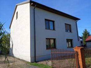 Elewacje,Tynki strukturalne silikonowe ręcznie nakładane