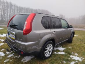 Nissan xtrail rok 2012 poj 20 disel