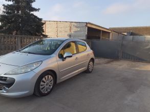 Sprzedam Peugeot 207