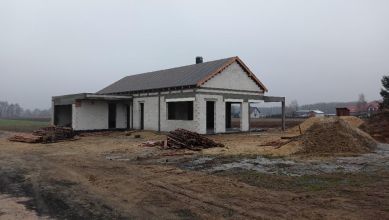 Budowa domów i innych obiektów, docieplenia.