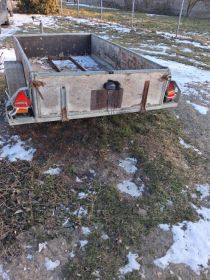 Przyczepka samochodowa