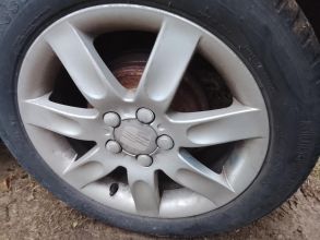 Sprzedam seat Ibiza w całość bądź na części