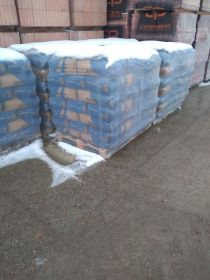 Cegła, pustak ceramiczny, stal budowlana