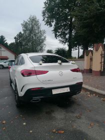 Podwiozę do ślubu pięknym autem Mercedes GLE