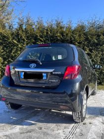 Toyota Yaris III 2015r, 1.5 hybryda 100km, automat,...