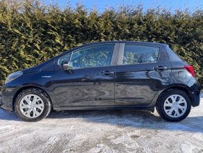 Toyota Yaris III 2015r, 1.5 hybryda 100km, automat,...