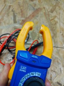 Miernik cęgowy prądu przemiennego LAP 400A (