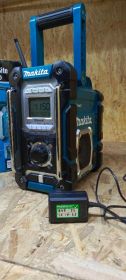 Radio budowlane Makita