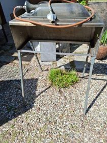 Grill gazowy z blachy nierdzewnej