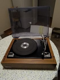 Gramofon Onkyo Dynamic Four 700