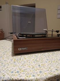 Gramofon Onkyo Dynamic Four 700