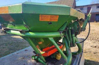 Rozsiewacz do nawozu Amazone zaf 804R hydrauliczny