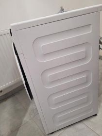 Sprzedam pralkę Beko na części